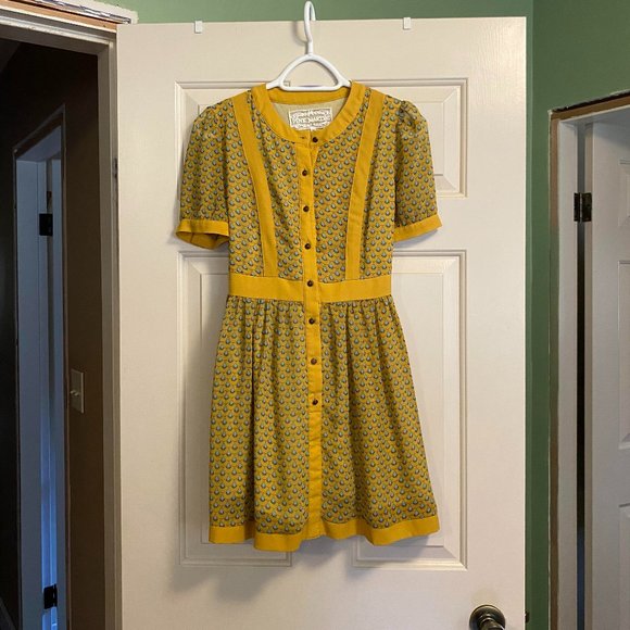 Fun Charming Retro Dress - Picture 1 of 5